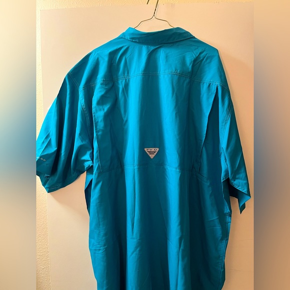 Men’s Columbia Omni-Wick shirt. - Picture 2 of 5